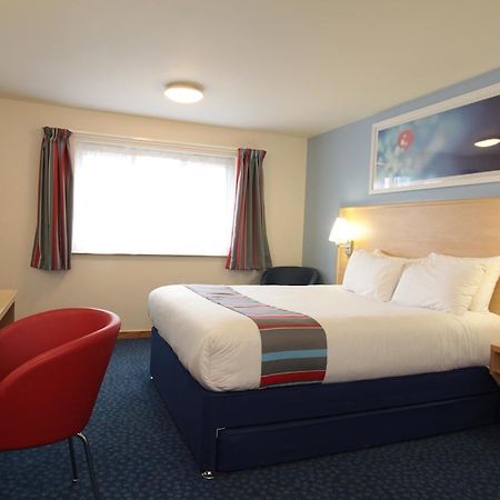 Travelodge Glasgow Airport Hotel Exteriér fotografie