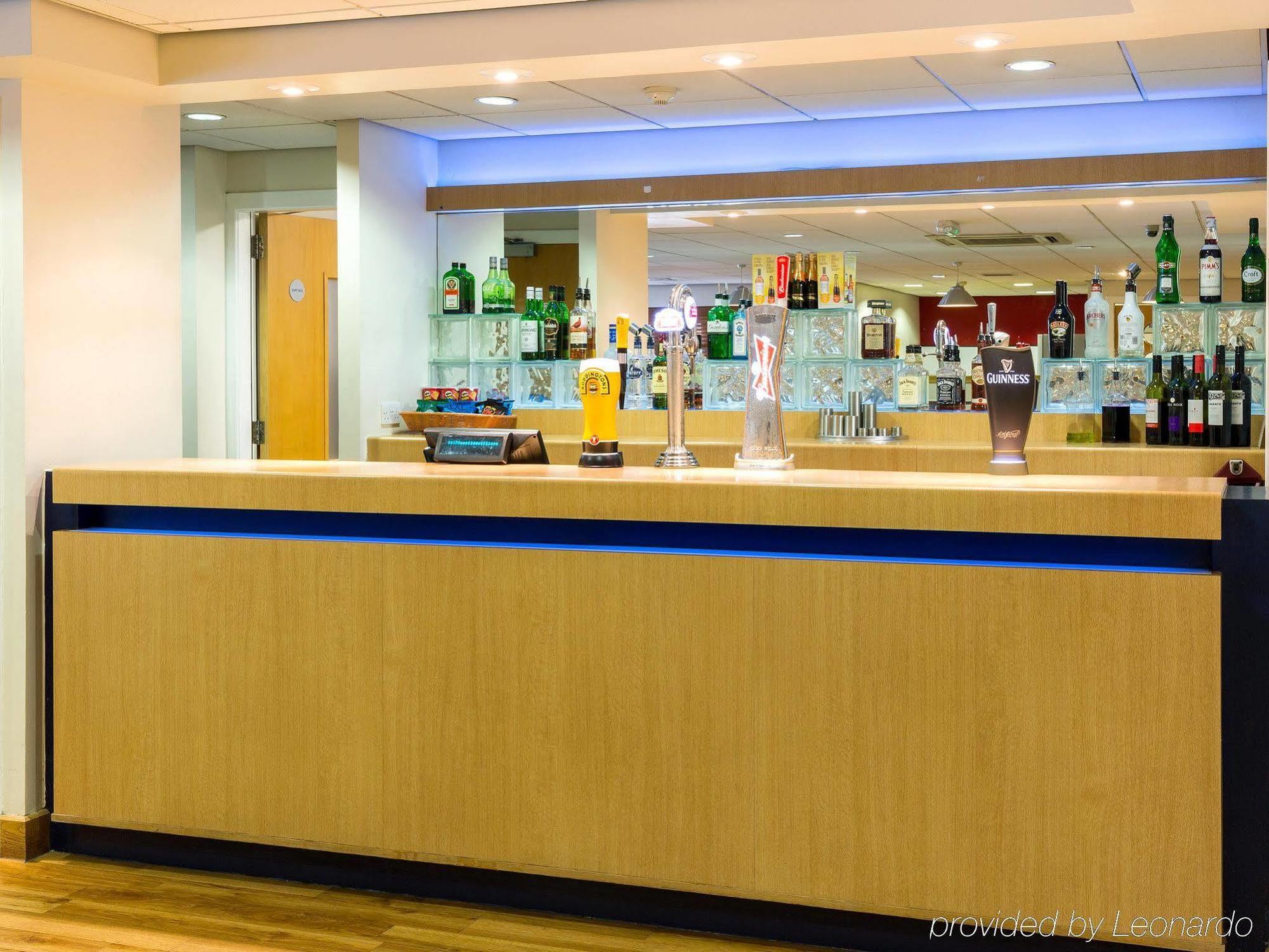 Travelodge Glasgow Airport Hotel Exteriér fotografie